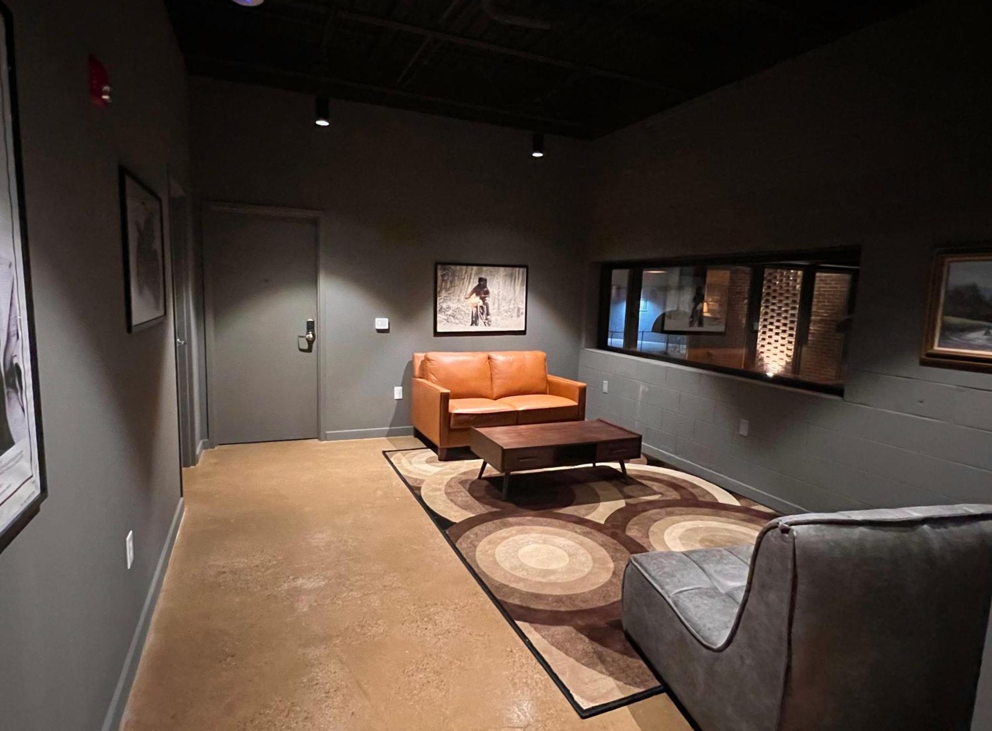Classified Moto - The Frank Room Richmond Buitenkant foto